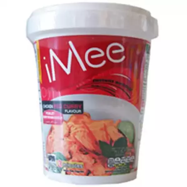 36 × كوب بلاستيكية (65 غرام) من نودلز سريعة التحضير بنكهة الكاري الأحمر بالدجاج “اي مي”